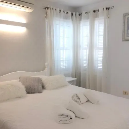 וילה La Caleta Luxury Seaside Villa With 3 Bedrooms And Private Pool *